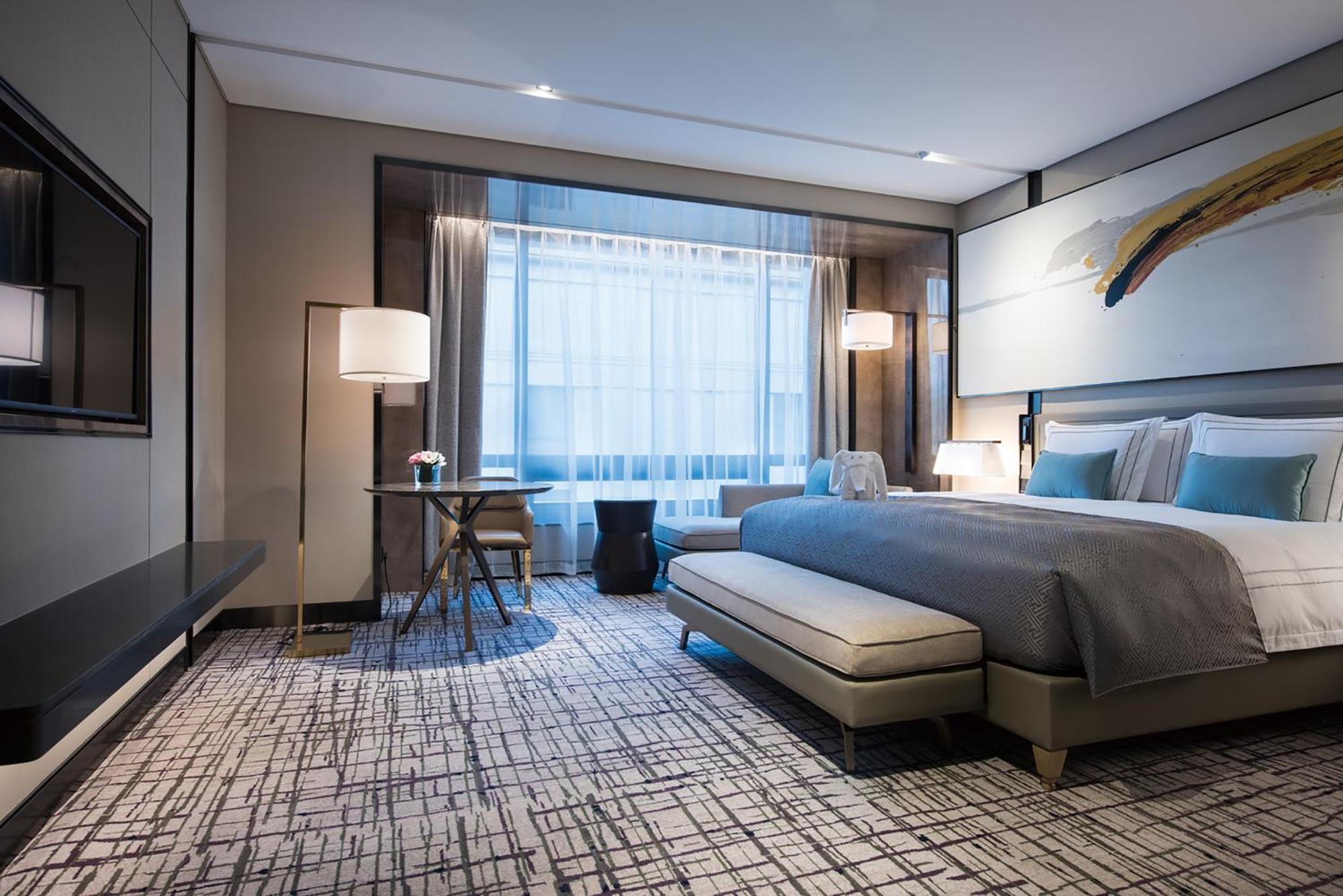 Crowne Plaza Pujiang By Ihg 5*